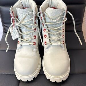 Timberland Limited Release Exotic White Serpent Leather Boots Pre-Owned